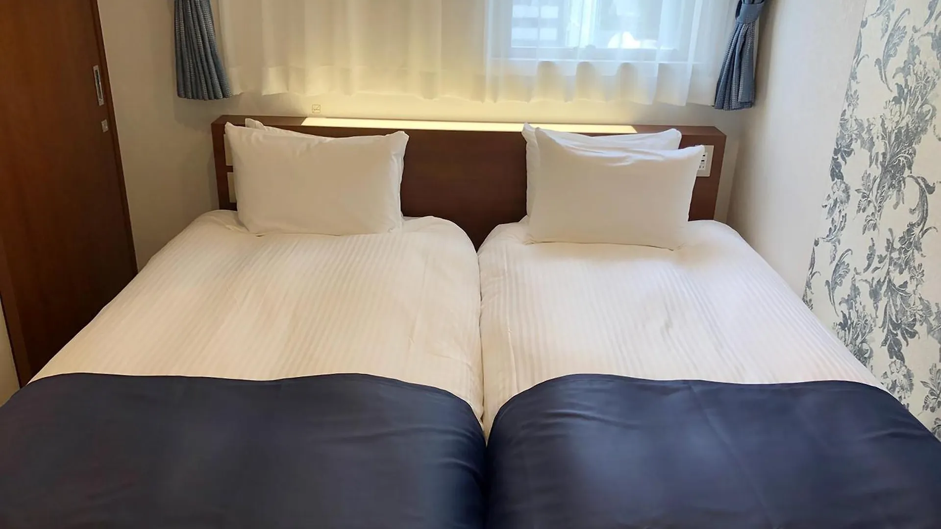 S.Training Center Hotel Osaka Japan